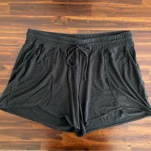 Kindred Bravely maternity shorts